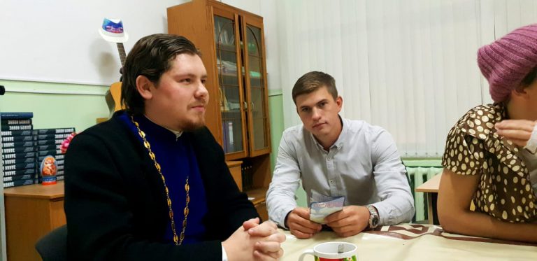 Молодежная встреча, посвящённая дню памяти Казанской иконы Божией Матери и Дню народного единства