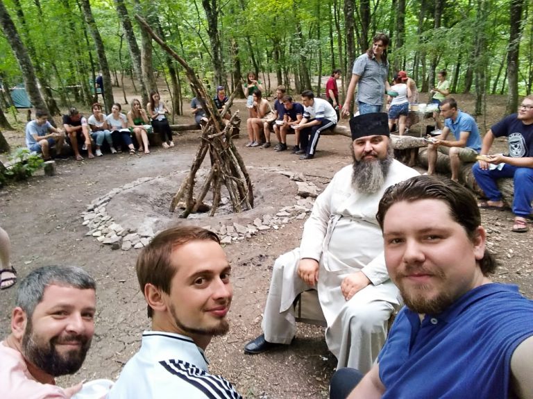 Православный молодежный лагерь «Молодой форпост»