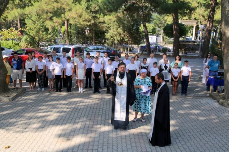 18 ЛЕТ ТЕРРАКТУ В БЕСЛАНЕ: ГЕЛЕНДЖИК ПОМНИТ