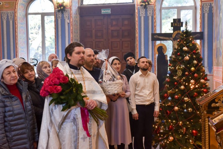 РОЖДЕСТВЕНСКОЕ АРХИЕРЕЙСКОЕ БОГОСЛУЖЕНИЕ