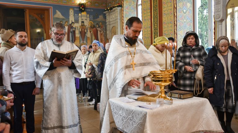 БОГОСЛУЖЕНИЯ КРЕЩЕНСКОГО СОЧЕЛЬНИКА