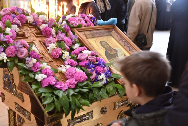 ЛИТУРГИЯ В ДЕНЬ ПАМЯТИ СВЯЩЕННОМУЧЕНИКА ДИМИТРИЯ ПРЕСВИТЕРА ГЕЛЕНДЖИКСКОГО